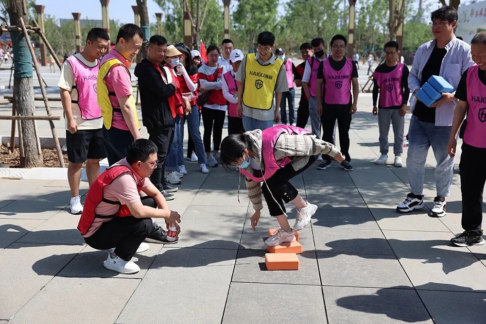 青春激昂 共創(chuàng)輝煌——滄州園博園團(tuán)建活動(dòng)